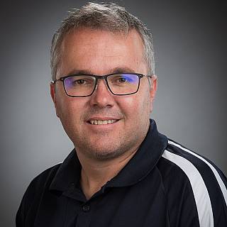 Mr Jannie Schutte